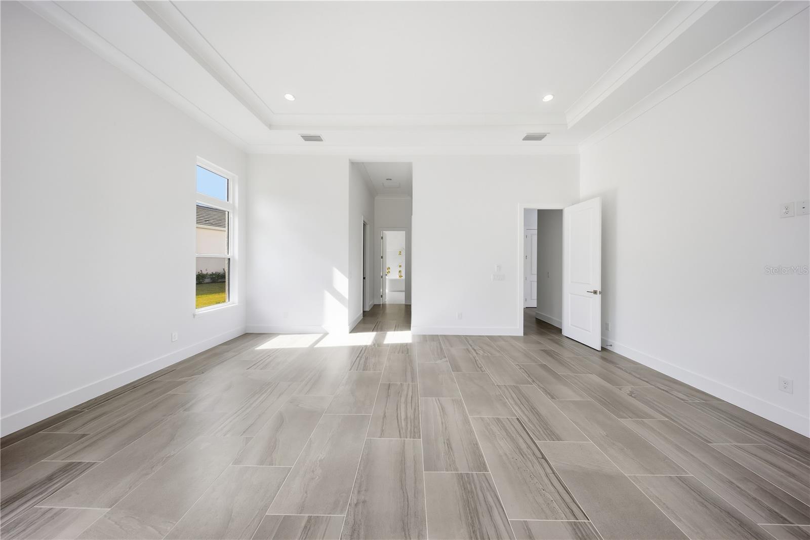 LAUREL POINTE PH 2 - Residential