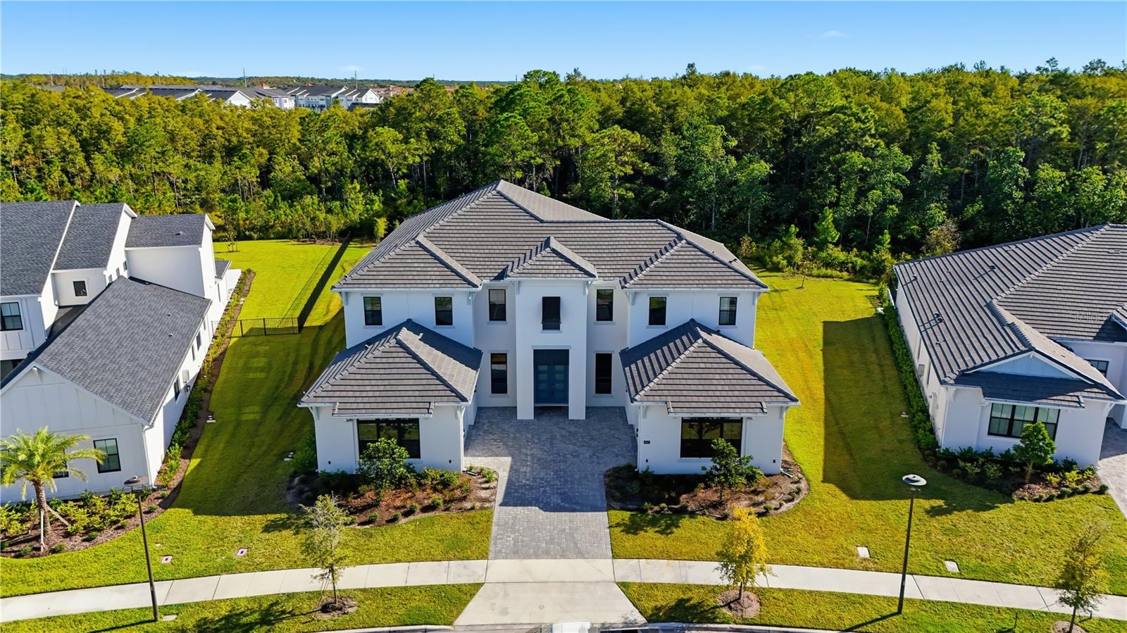 LAUREL POINTE PH 2 - Residential