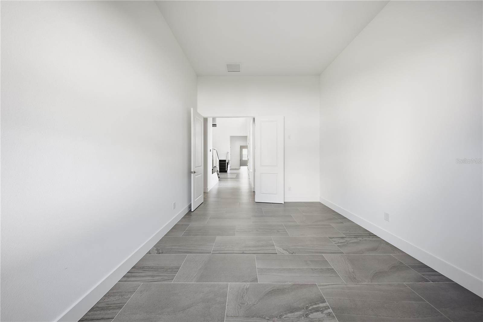 LAUREL POINTE PH 2 - Residential