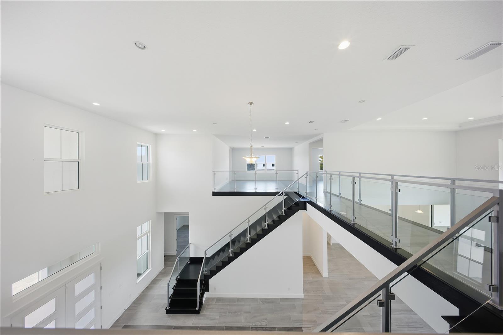 LAUREL POINTE PH 2 - Residential