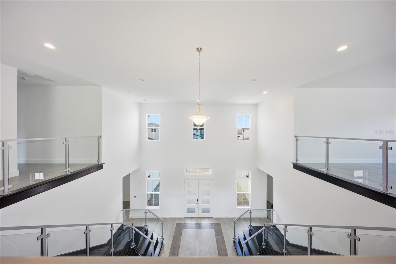 LAUREL POINTE PH 2 - Residential