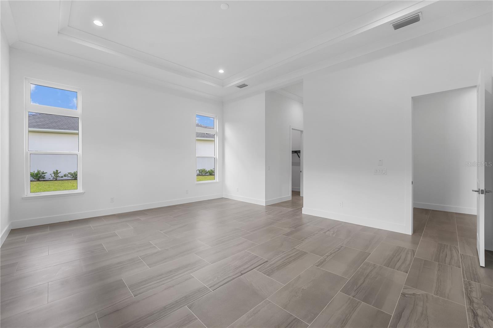 LAUREL POINTE PH 2 - Residential