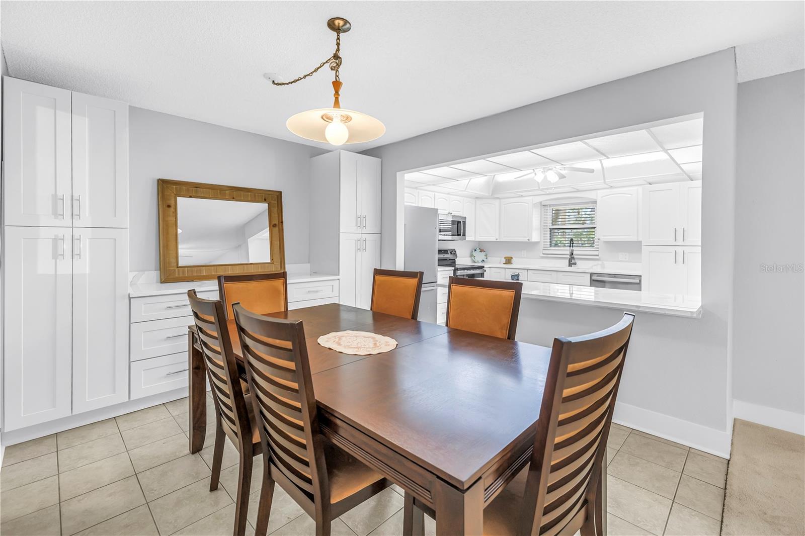 JEFFERSON HOUSE THE CONDO - Residential