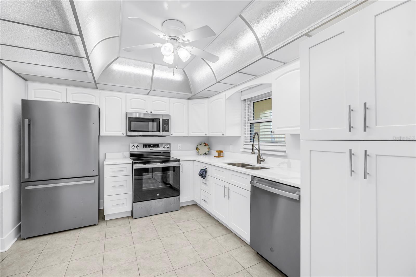 JEFFERSON HOUSE THE CONDO - Residential