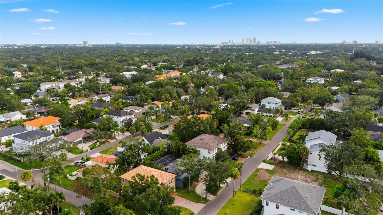 SUNSET CAMP - Residential