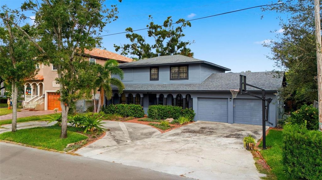 Photo of 4911 W Juno Street, Tampa, FL 33629 (MLS # TB8444850)