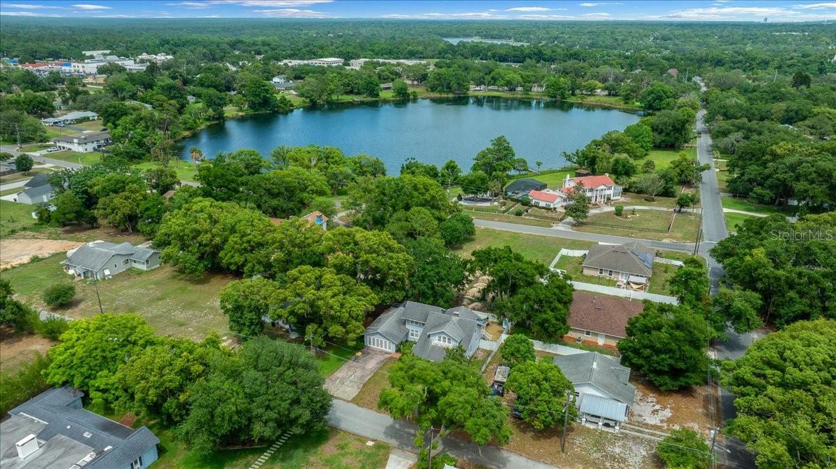 LAKESIDE HOMES - Residential