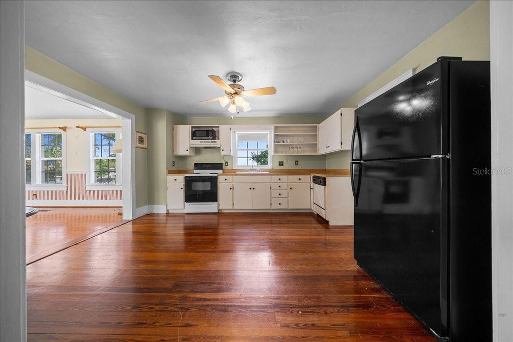 Photo of 319 Carnation Court, Apopka, FL 32703 (MLS # OM725842)