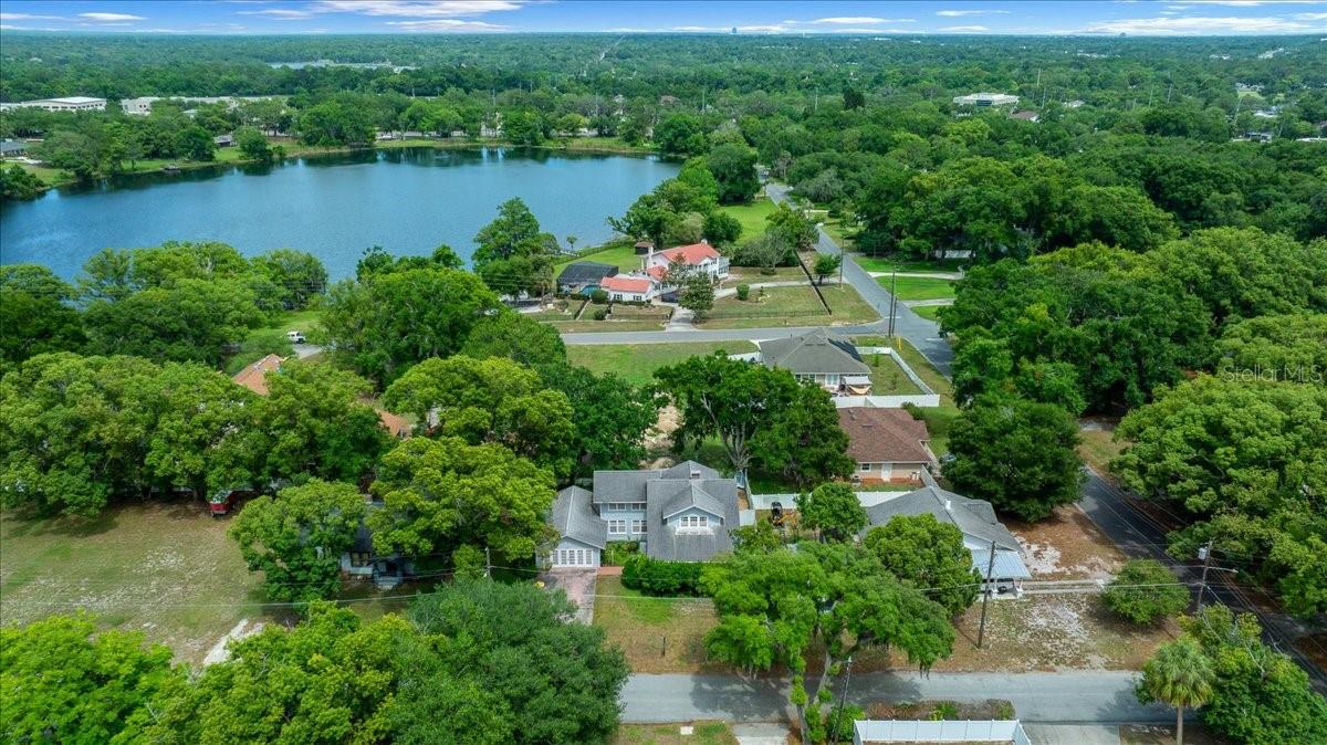 LAKESIDE HOMES - Residential