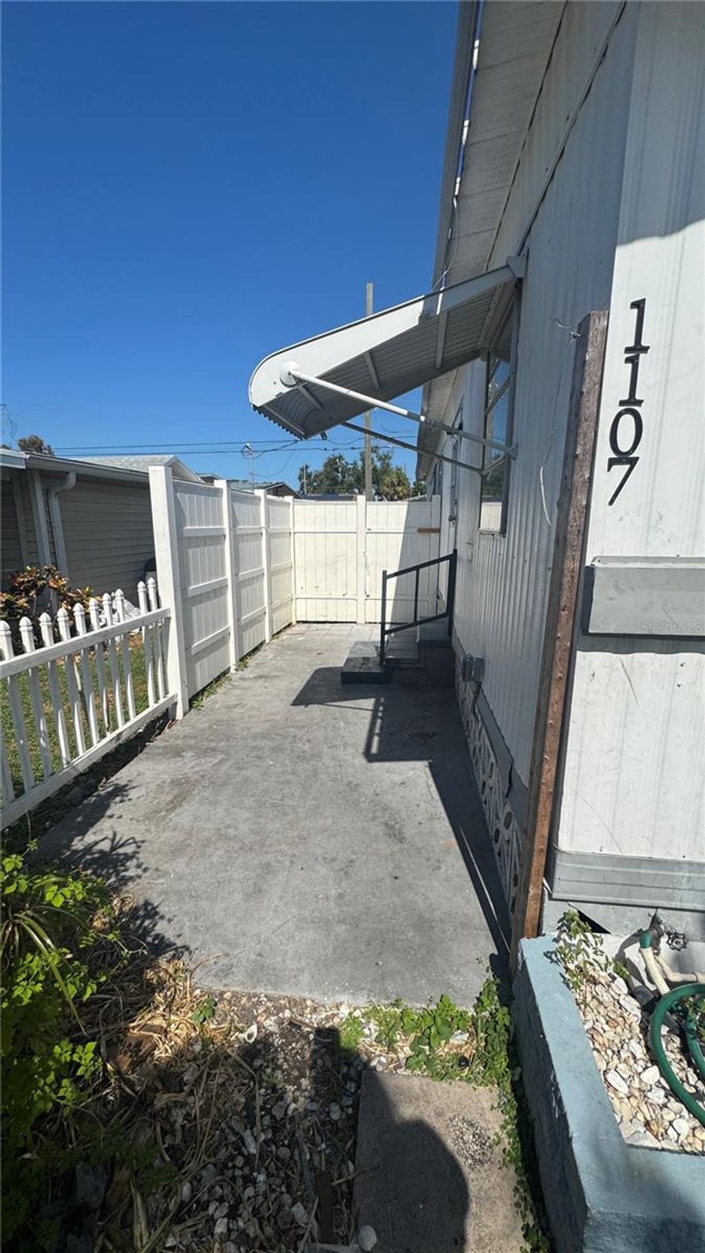 Photo of 1107 51st Avenue W, Bradenton, FL 34207 (MLS # A4669687)