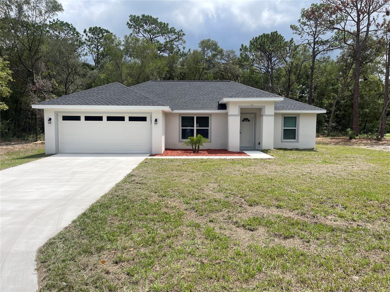 Move-in ready! Welcome to your brand-new 3-bedroom, 2-bath corner lot home in the heart of Citrus Springs.This home boast a gosgegous kitchen with many greats features including quartz counter tops, solid wood cabinets with soft close hinges, pantry and full underneath with plenty space for prepare meals. The master bedroom include a private shower bath with a beautiful porcelain tile, stone shower floor and walk-in closet. Vaulted celling in the living area and vinyl plank floor throughout the entire home. Enjoy the yard with a small cover lanai, perfect for the entertain your family.
Located near Withlacoochee Trail, rivers and springs allows for outdoor activities.The single family is located close to schools, hospitals and mayor shopping center.
Schedule a showing today and make this stunning home yours!