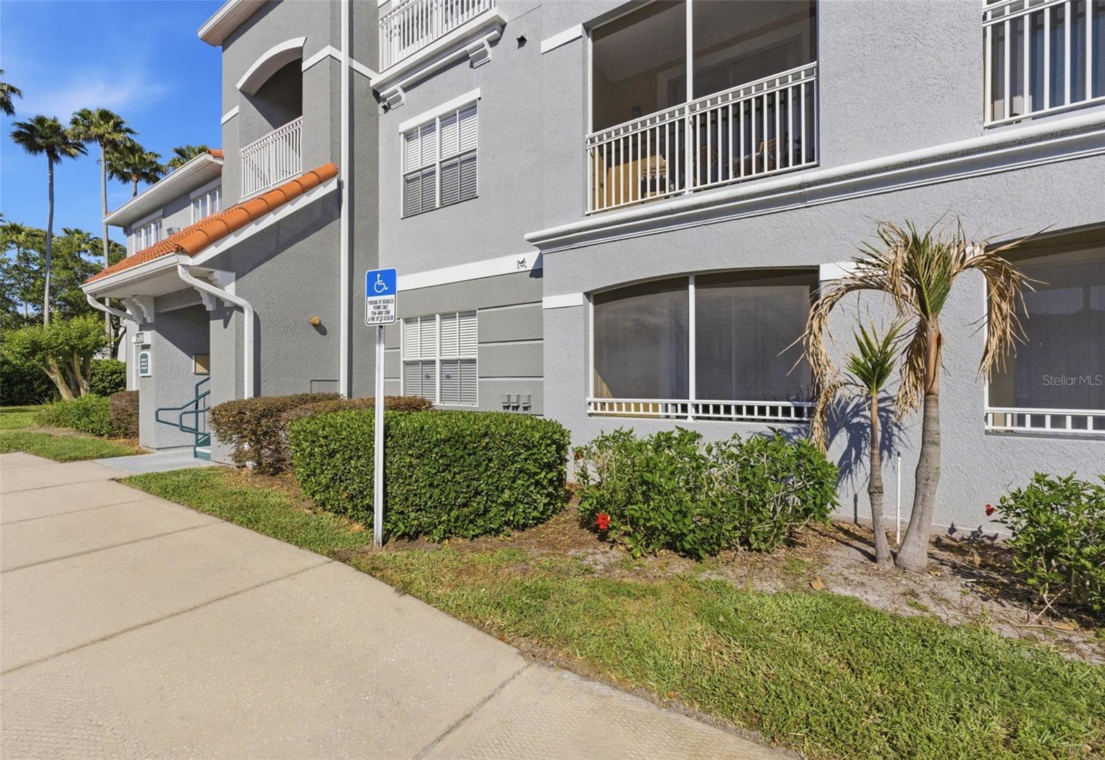 THE ENCLAVE AT RICHMOND PLACE - Residential