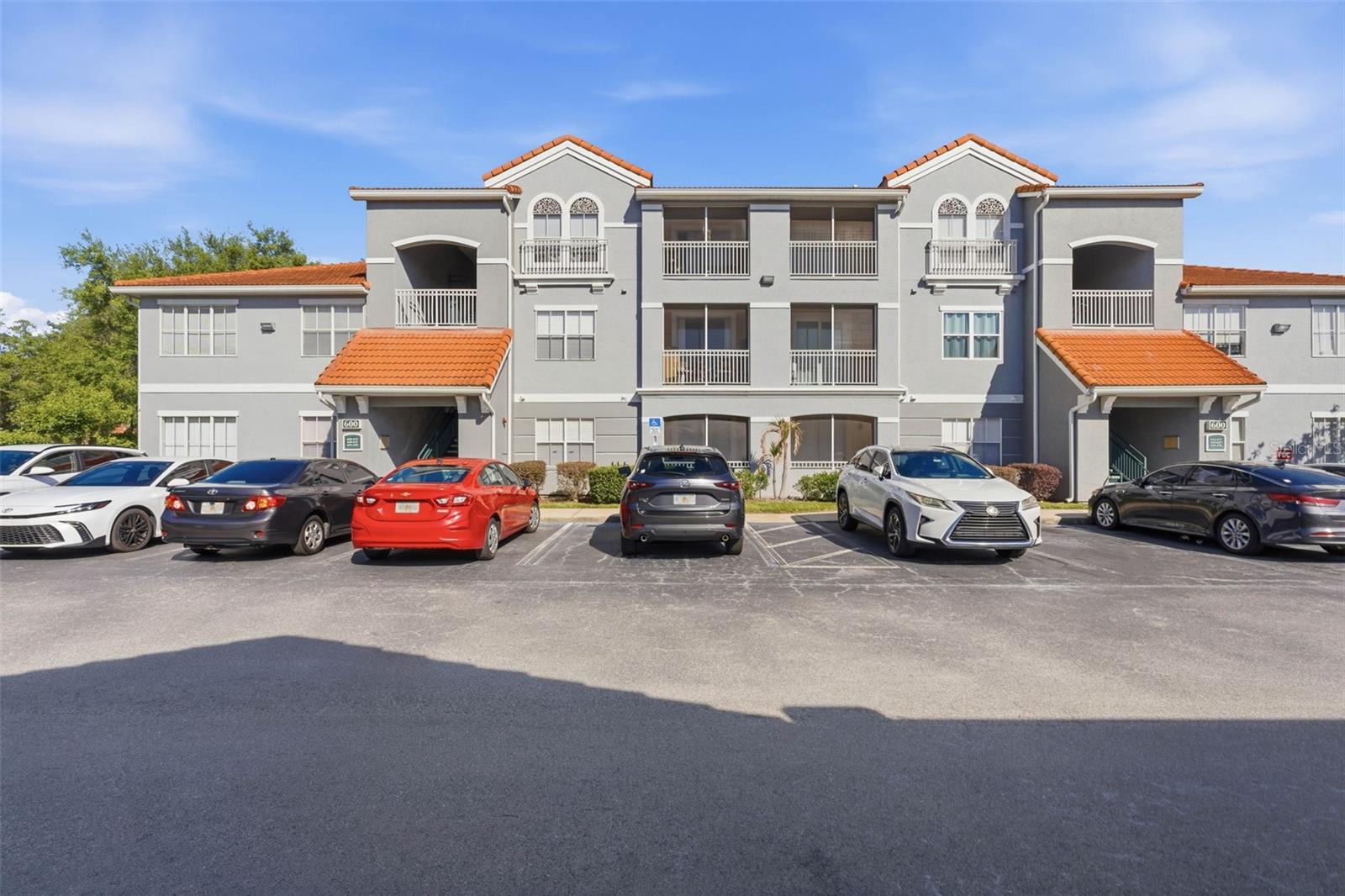 18001 RICHMOND PLACE DRIVE 613