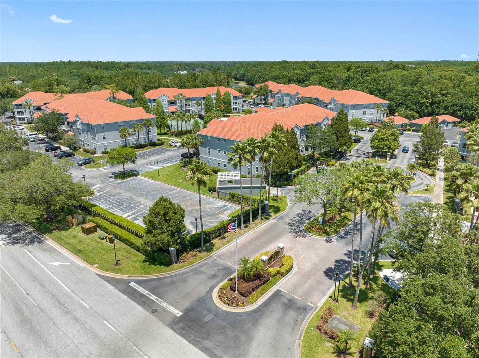 THE ENCLAVE AT RICHMOND PLACE - Residential