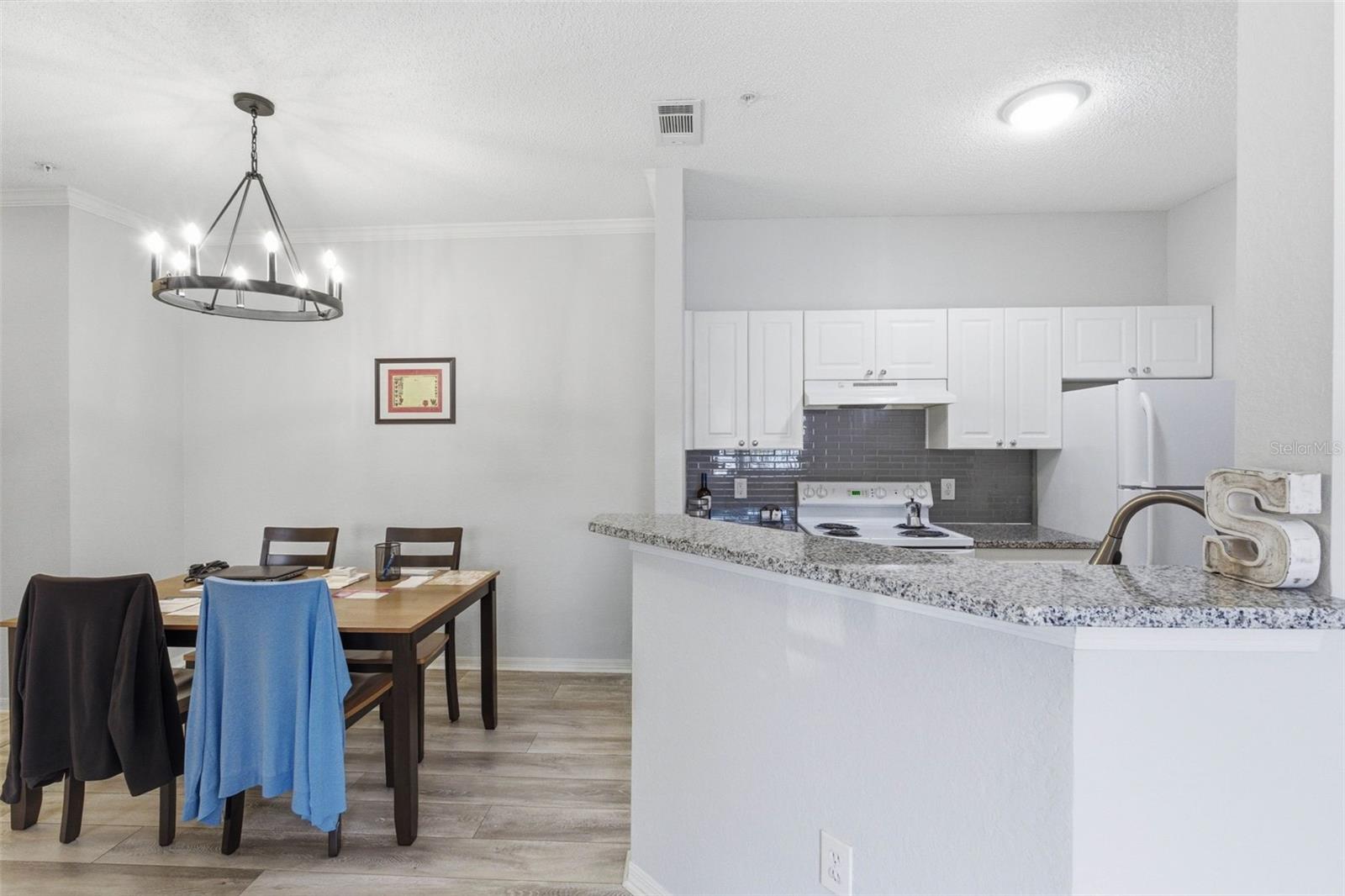 THE ENCLAVE AT RICHMOND PLACE - Residential