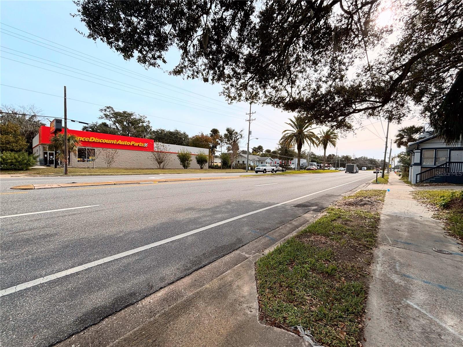 CONNORS NEW SMYRNA - Commercial Sale