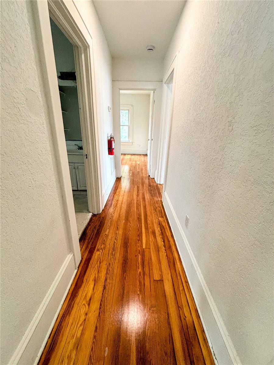 CONNORS NEW SMYRNA - Commercial Sale