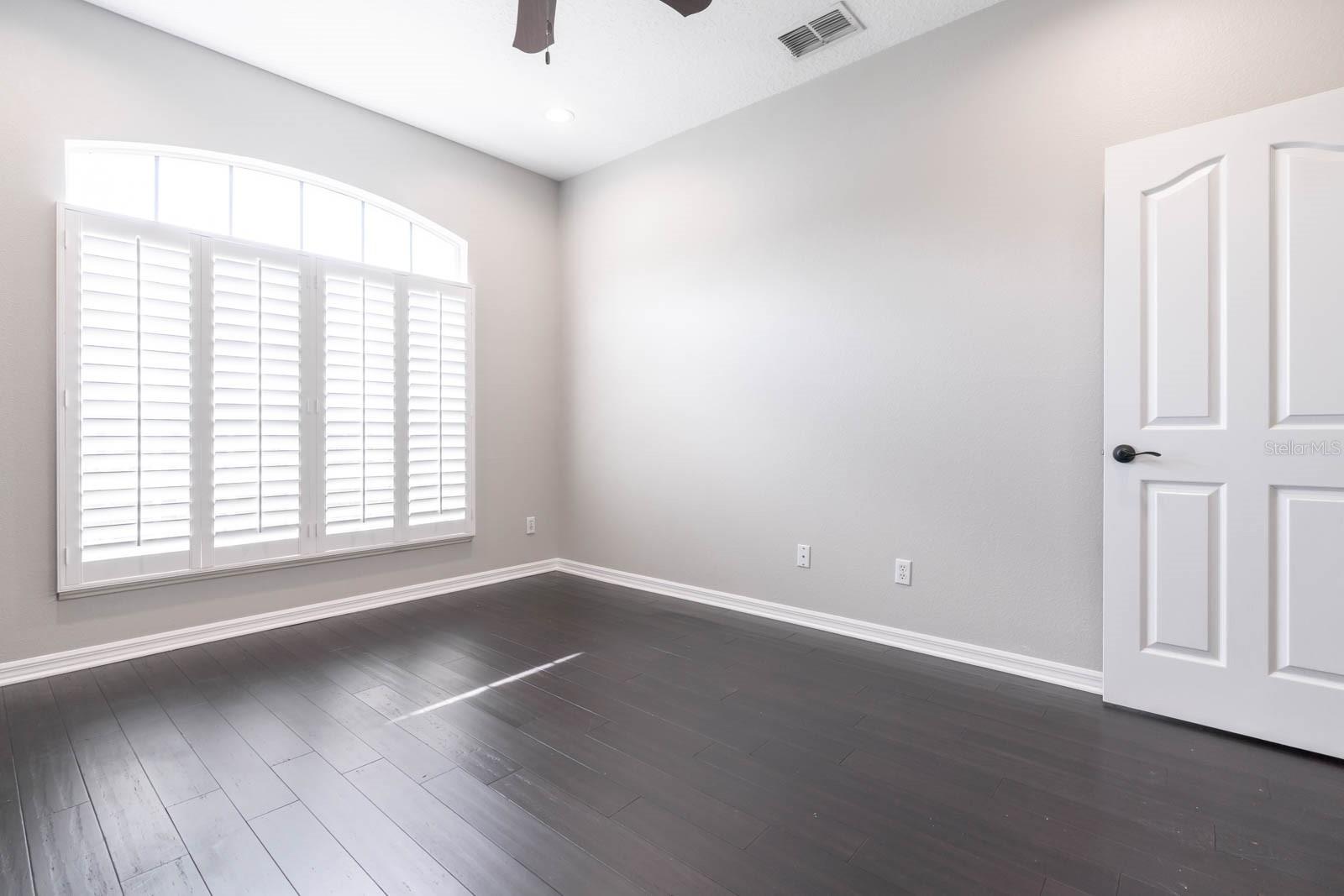 NORTH BAY SEC 04 - Residential Lease