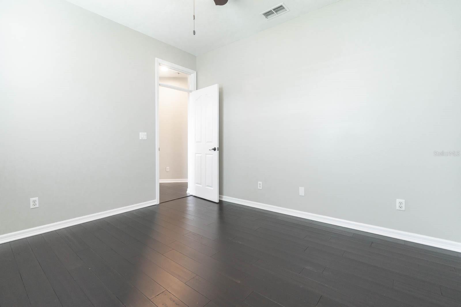 NORTH BAY SEC 04 - Residential Lease