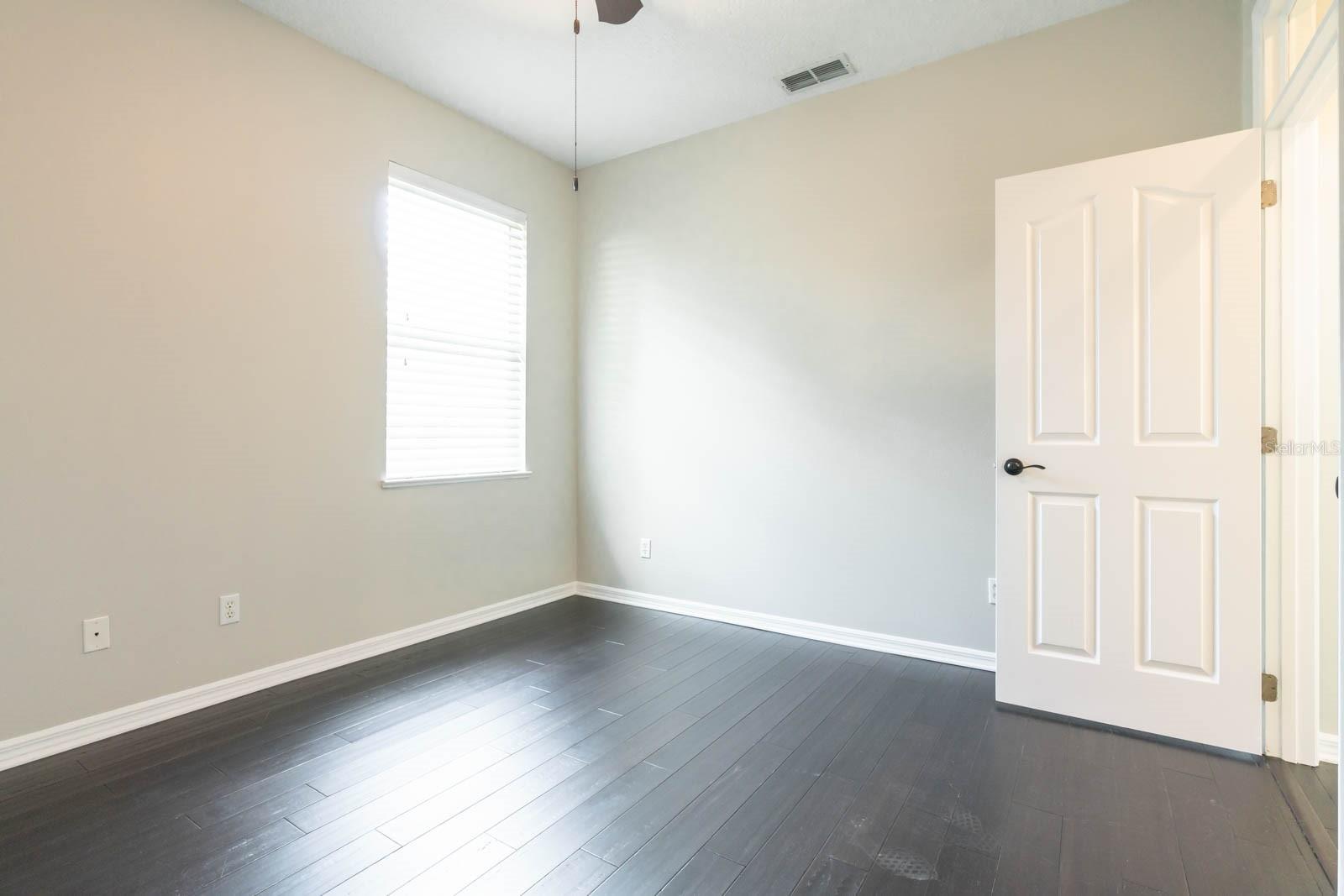 NORTH BAY SEC 04 - Residential Lease