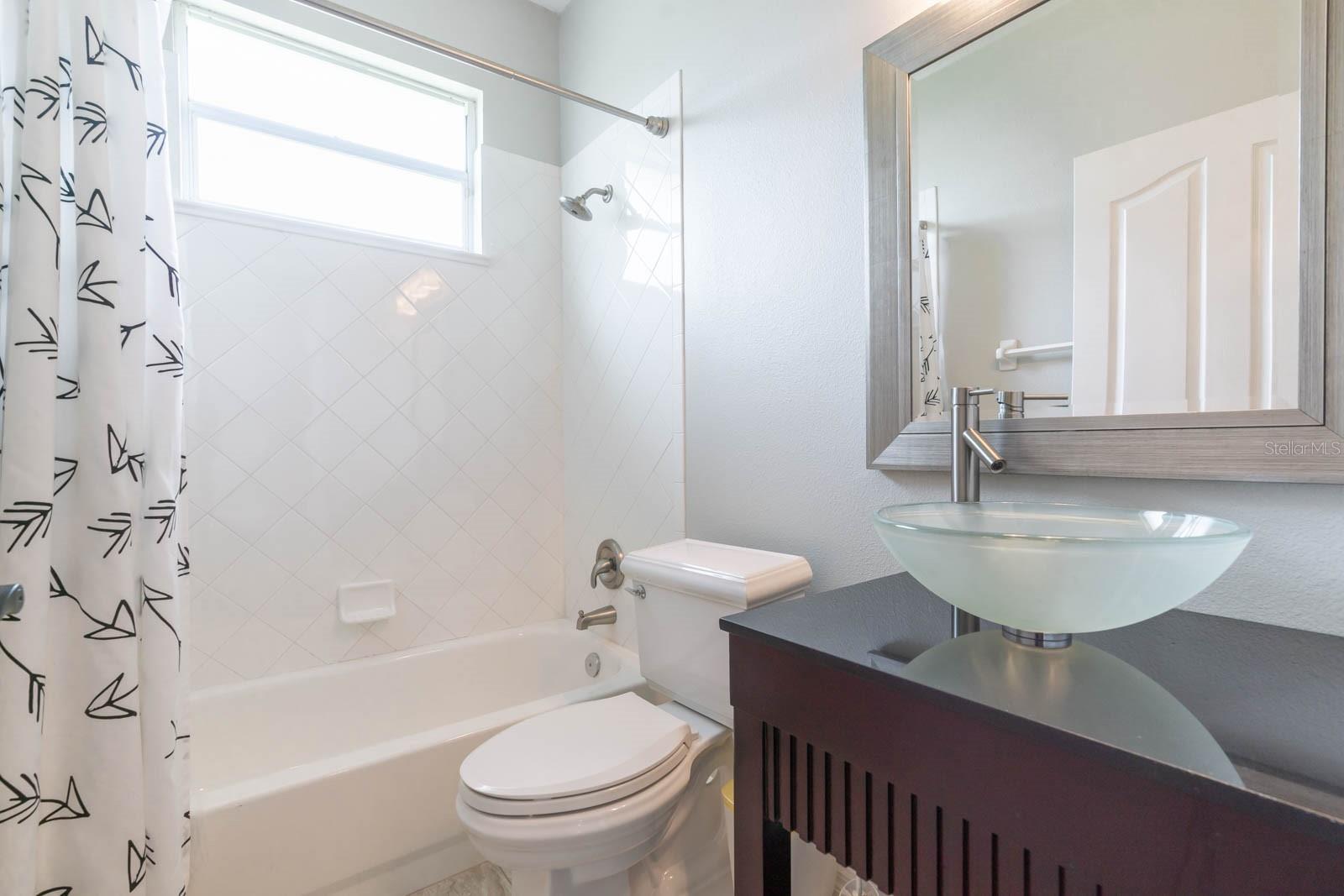 NORTH BAY SEC 04 - Residential Lease