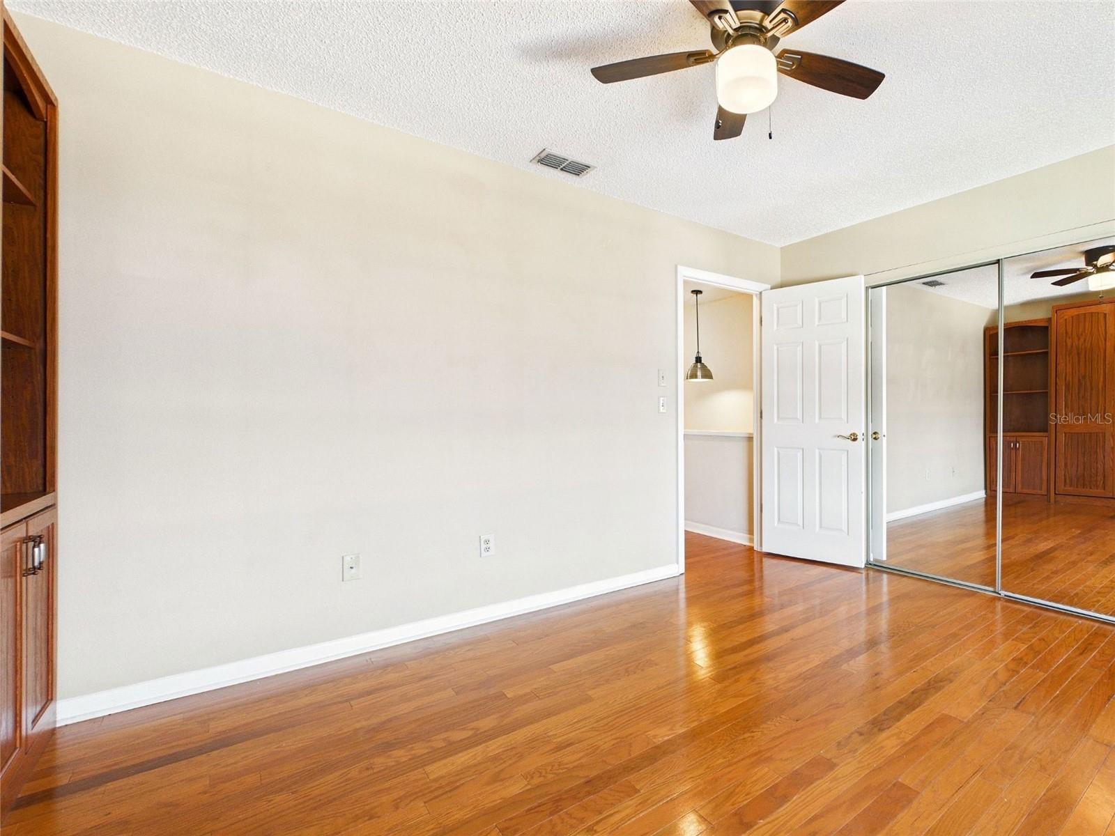 BAYWAY CONDO PH ONE - Residential