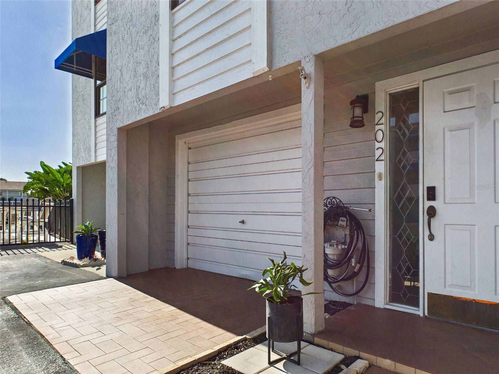 745 PINELLAS BAYWAY S 202