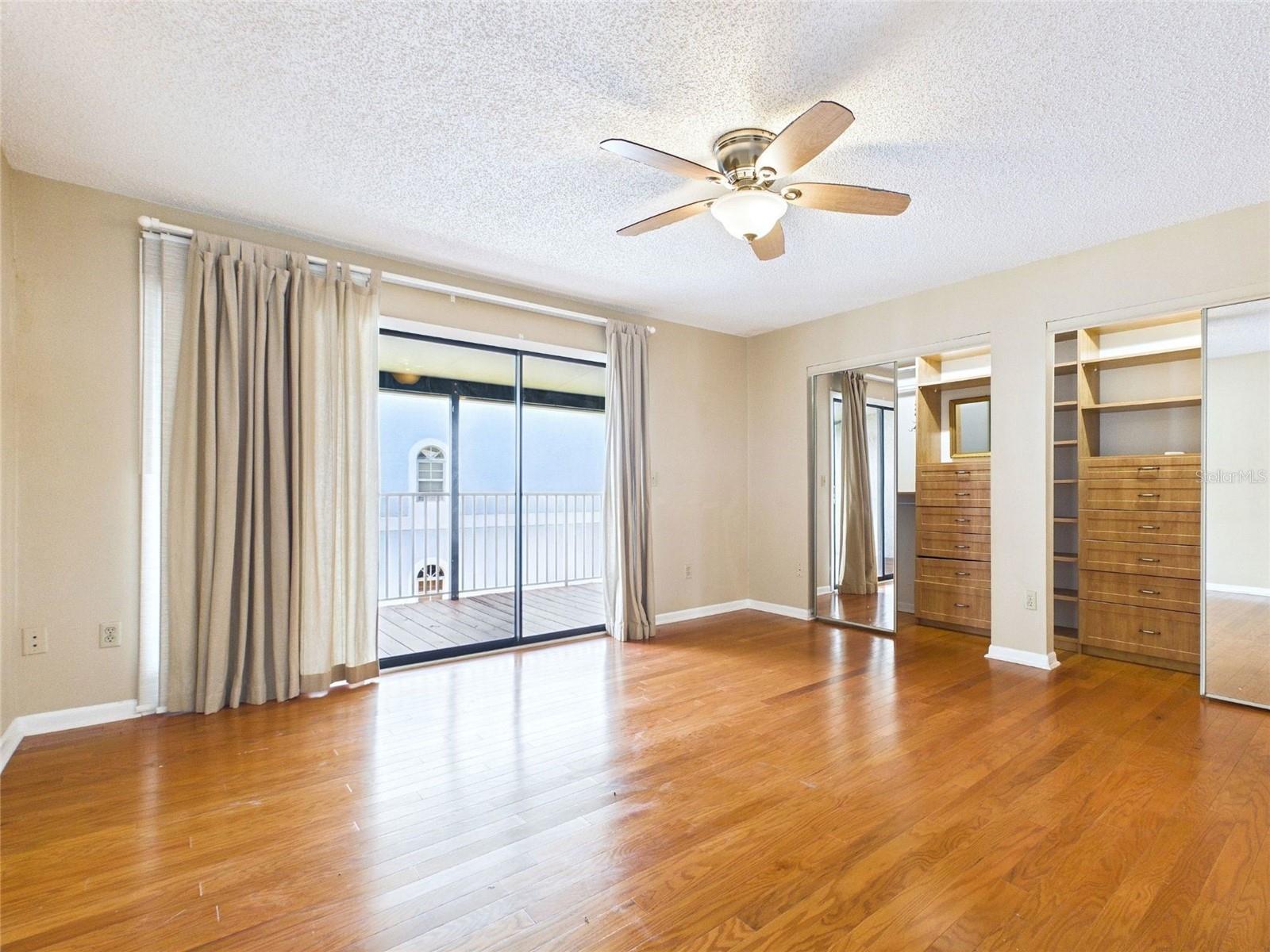 BAYWAY CONDO PH ONE - Residential
