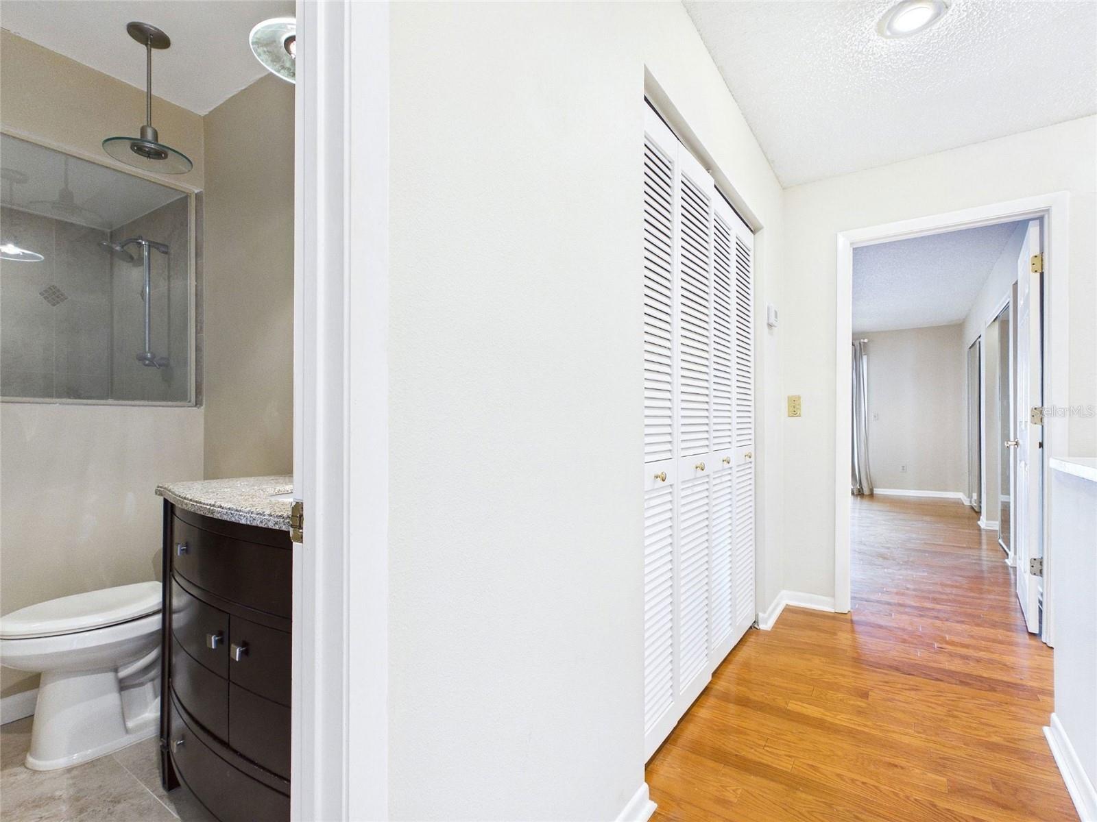 BAYWAY CONDO PH ONE - Residential