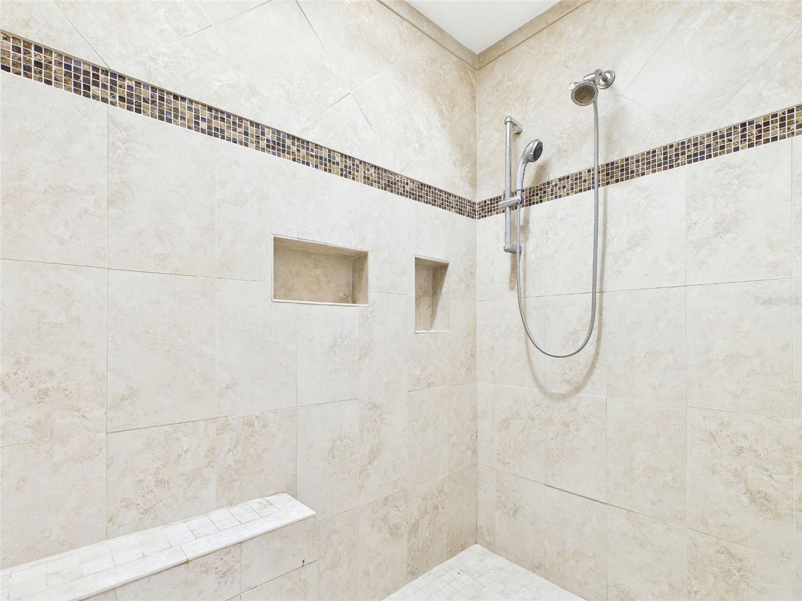 BAYWAY CONDO PH ONE - Residential