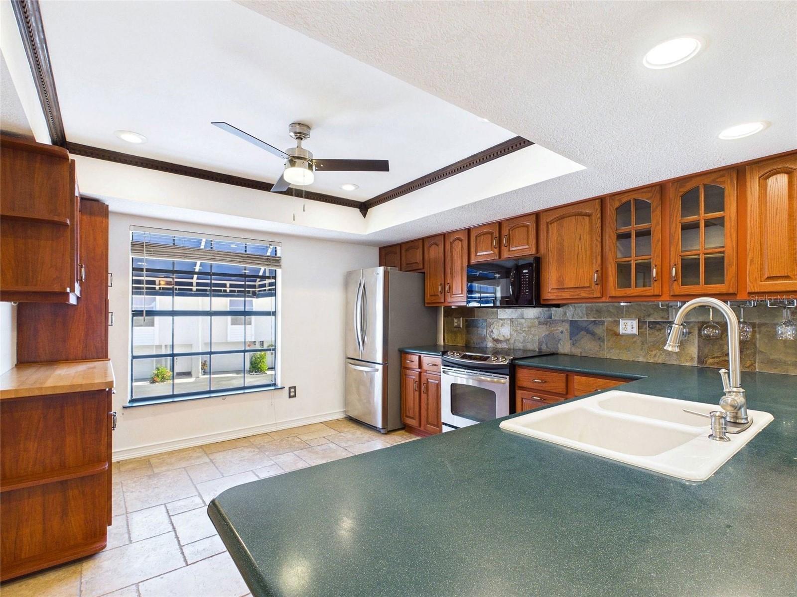 BAYWAY CONDO PH ONE - Residential