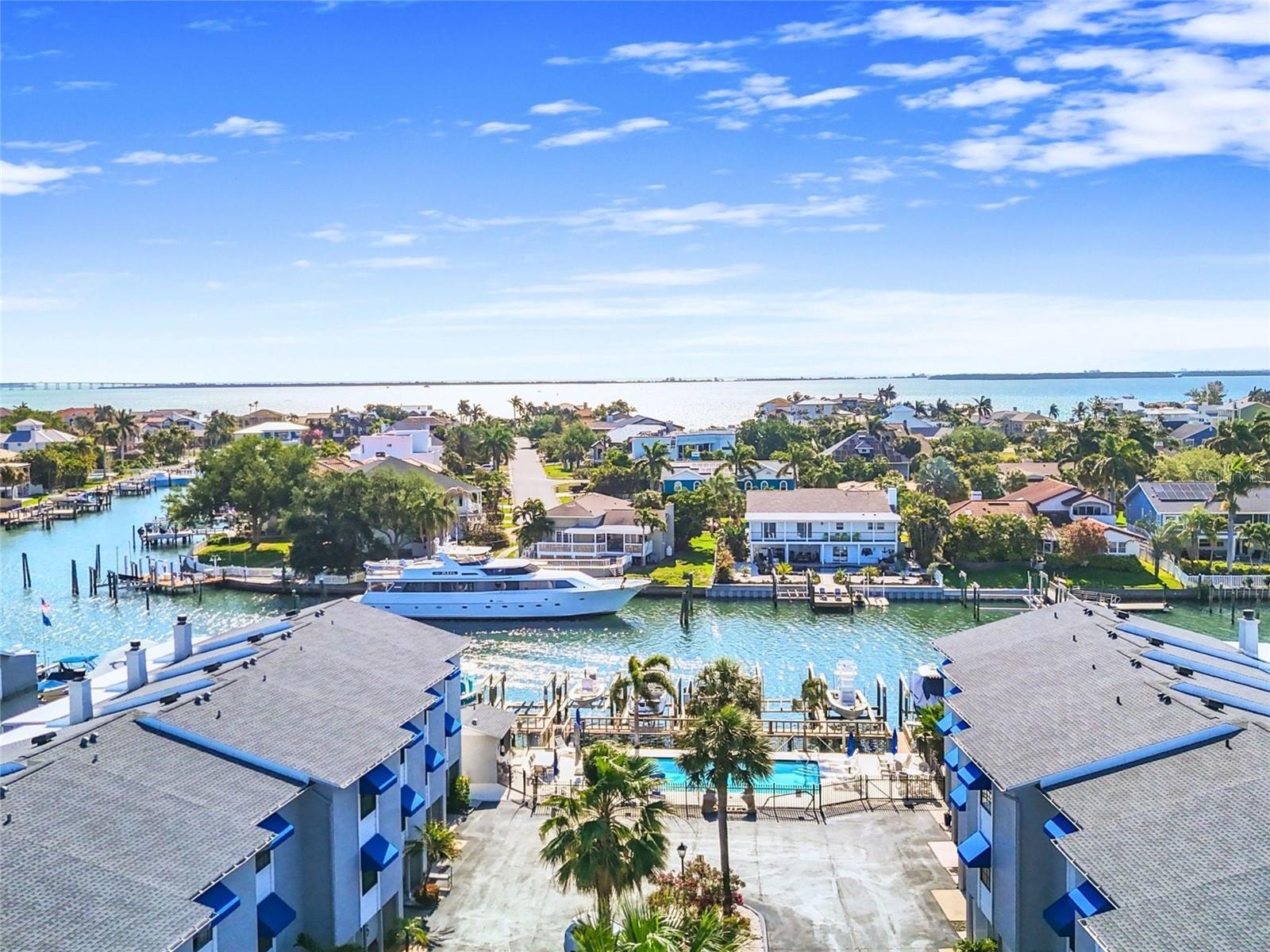 BAYWAY CONDO PH ONE - Residential