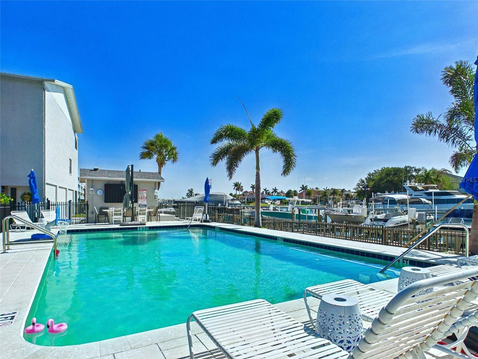 BAYWAY CONDO PH ONE - Residential