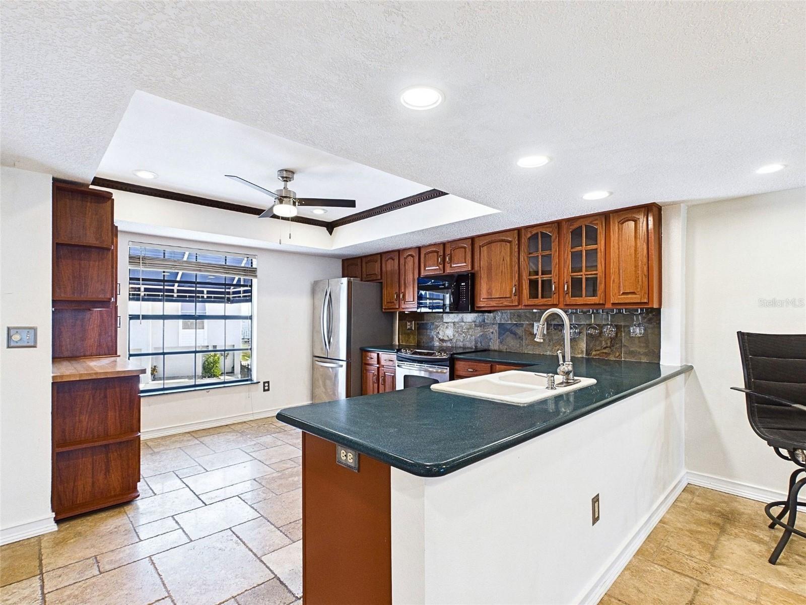 BAYWAY CONDO PH ONE - Residential