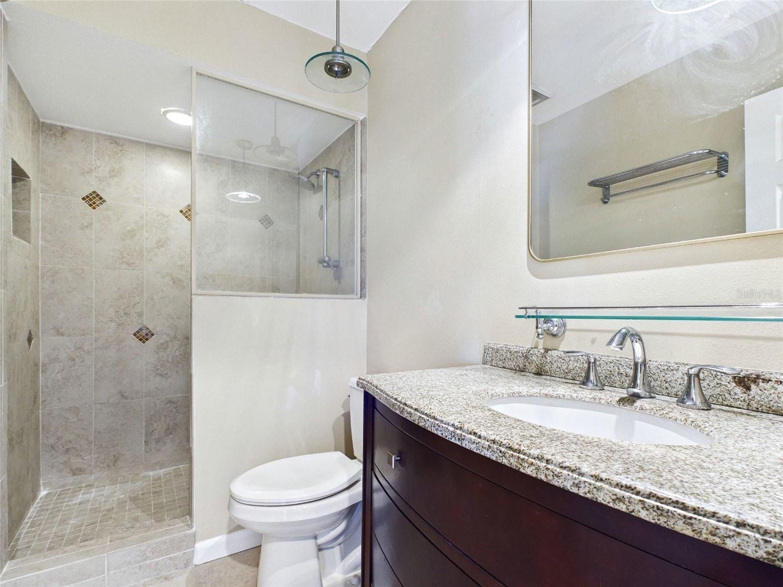 BAYWAY CONDO PH ONE - Residential