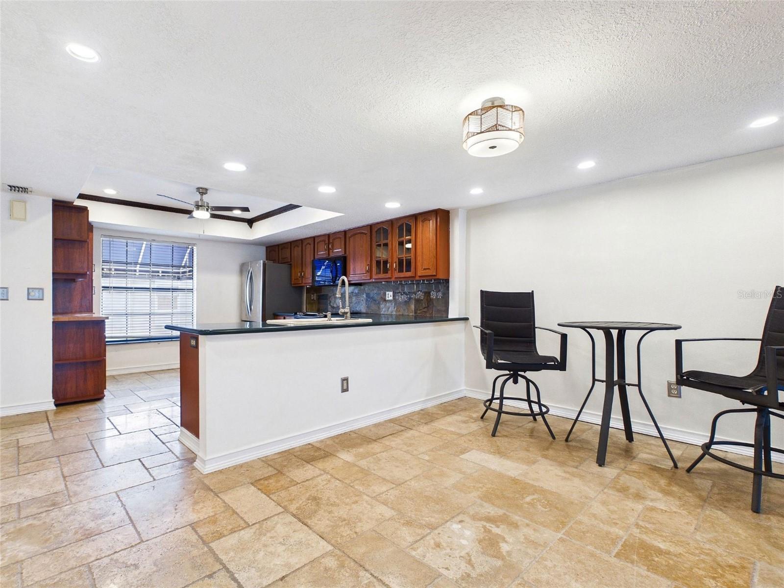 BAYWAY CONDO PH ONE - Residential