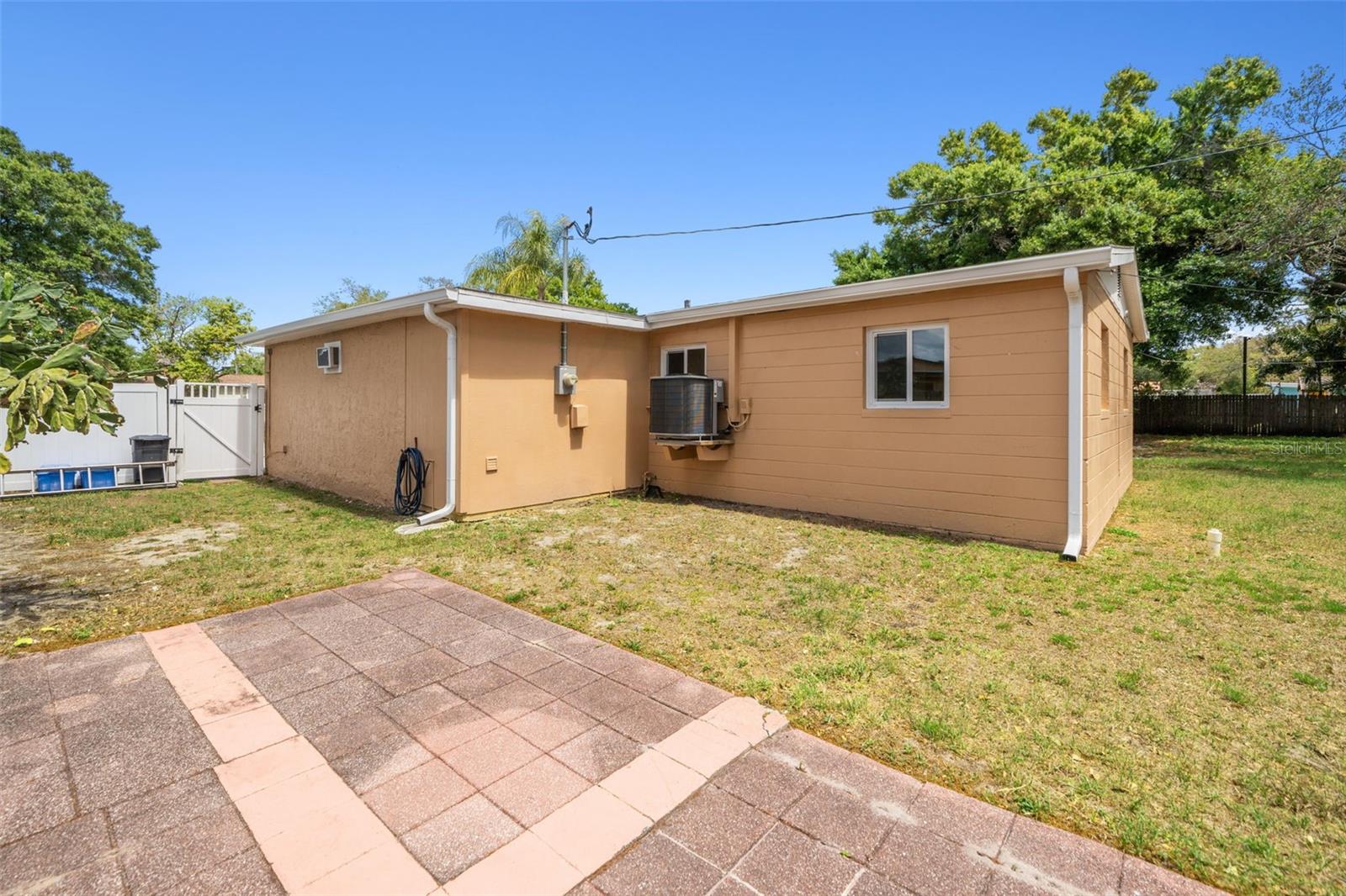 FAIRLAWN PARK - Residential