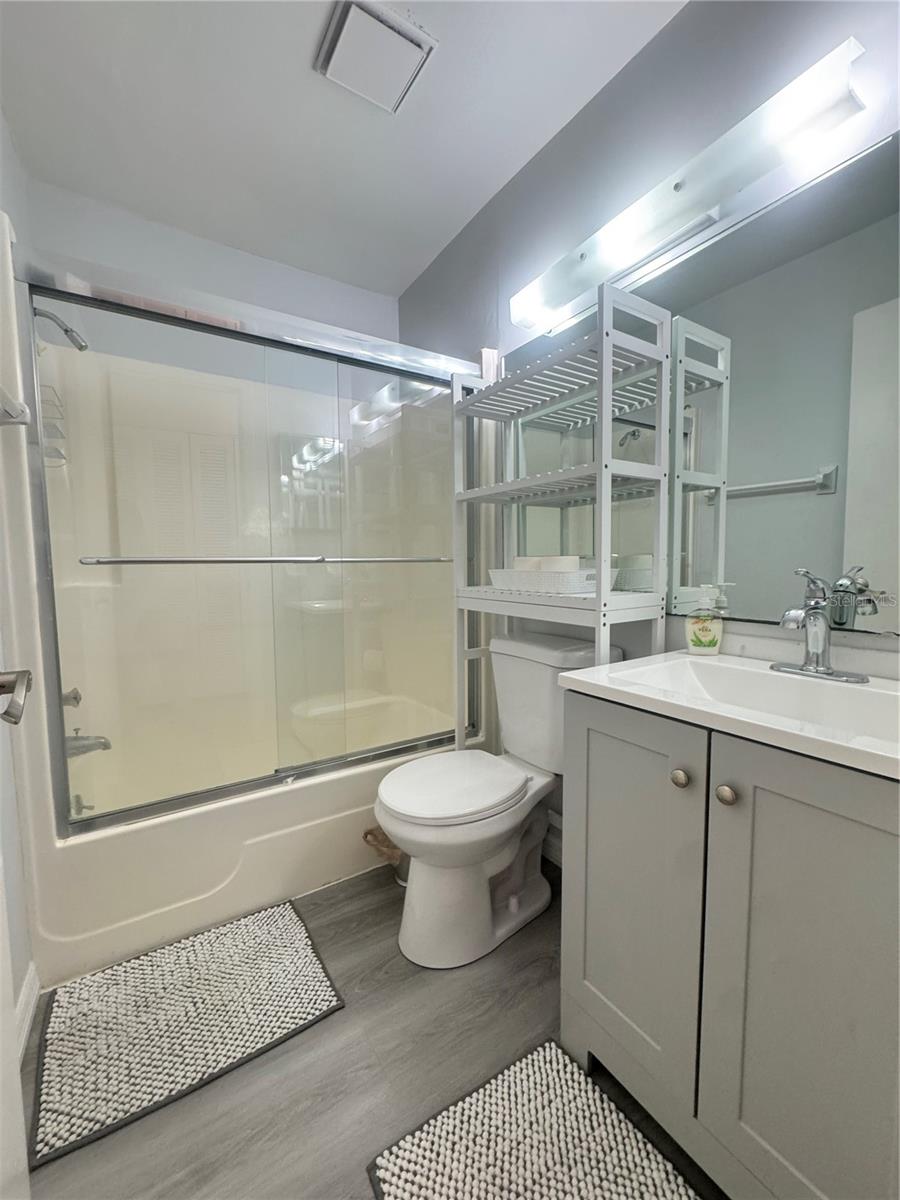 CASTEL DEL MARE - Residential Lease