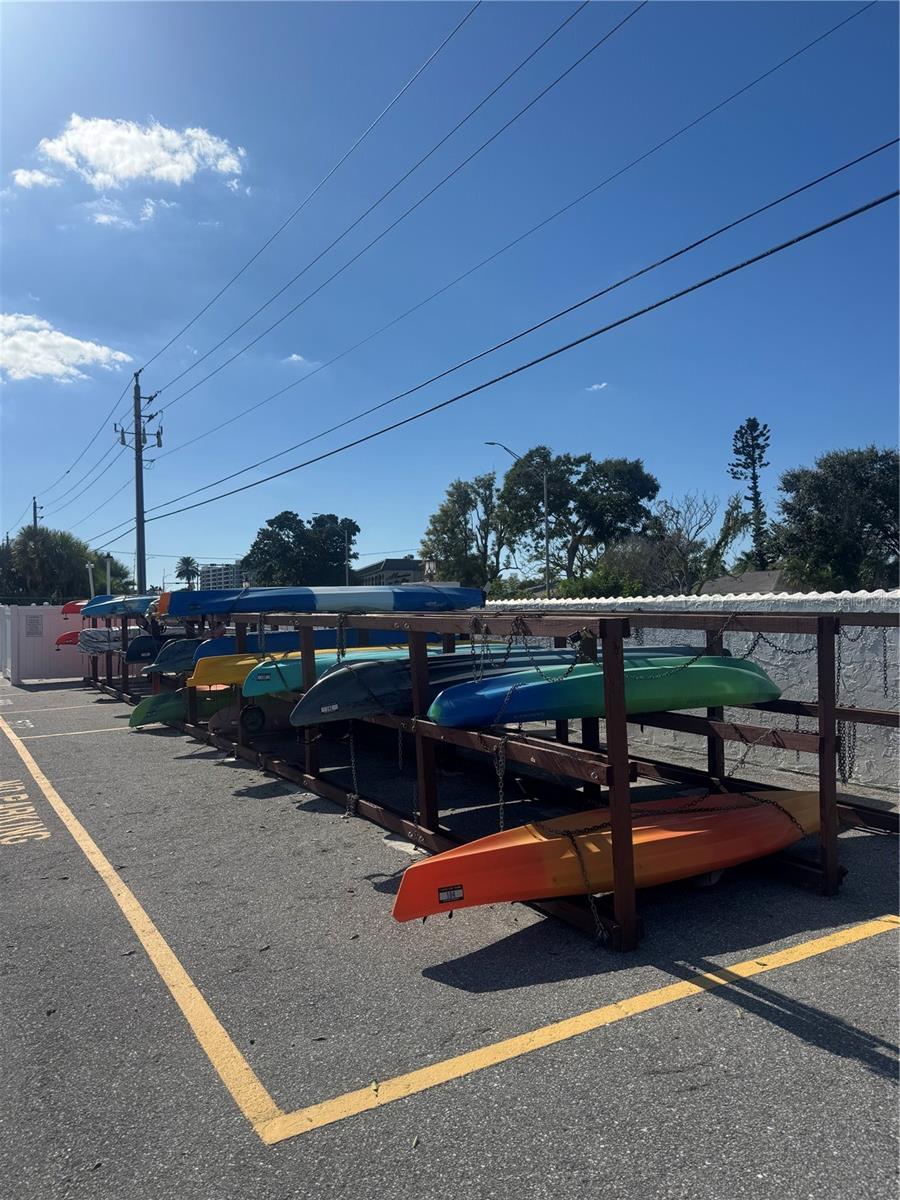 CASTEL DEL MARE - Residential Lease