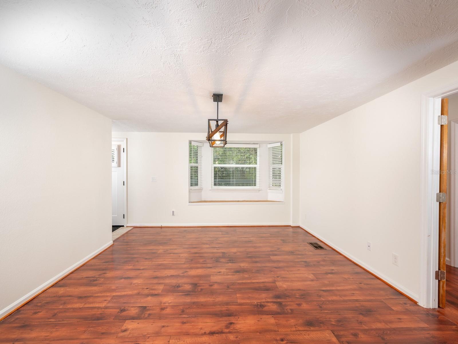 MAUS ACRES - Residential