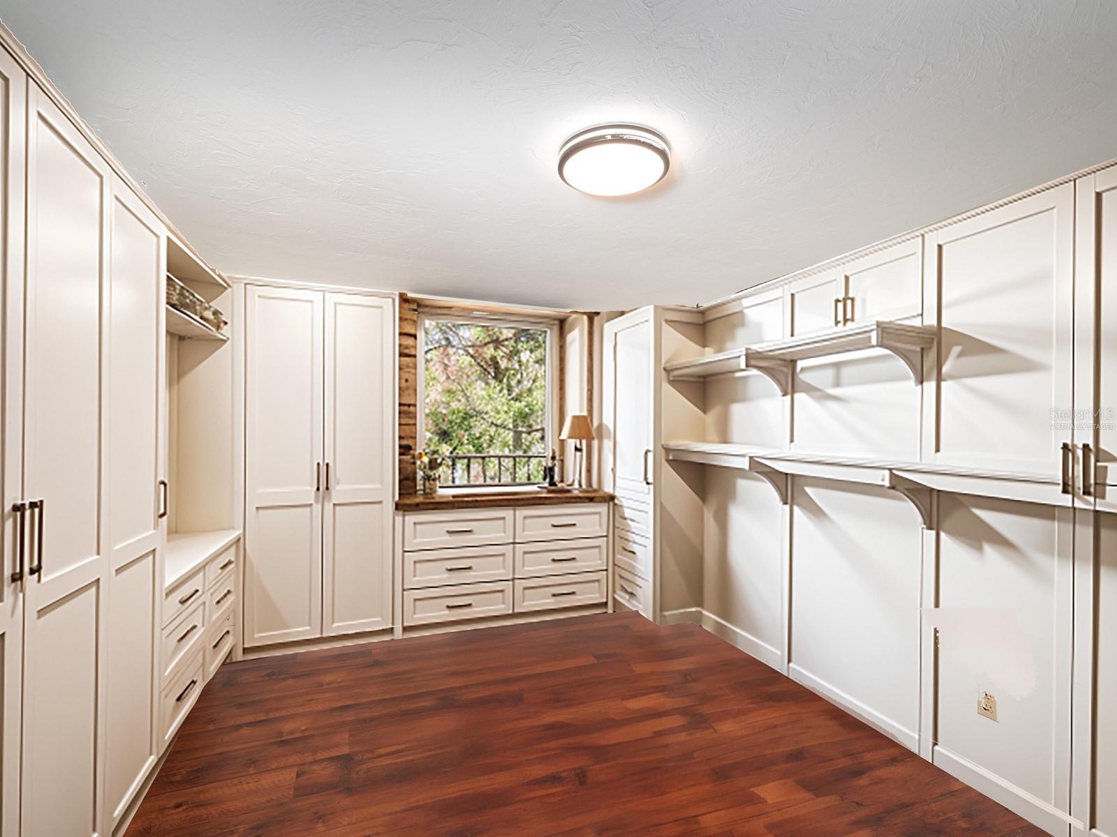 MAUS ACRES - Residential