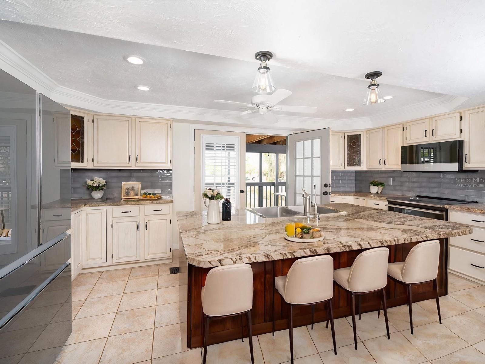 MAUS ACRES - Residential