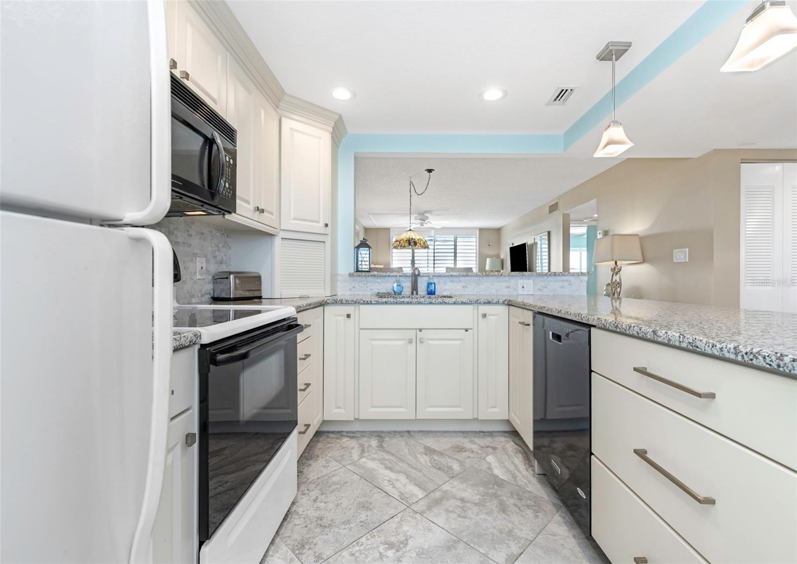 PASADENA COVE CONDO - Residential