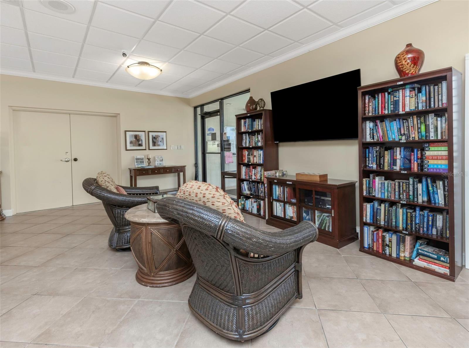 PASADENA COVE CONDO - Residential