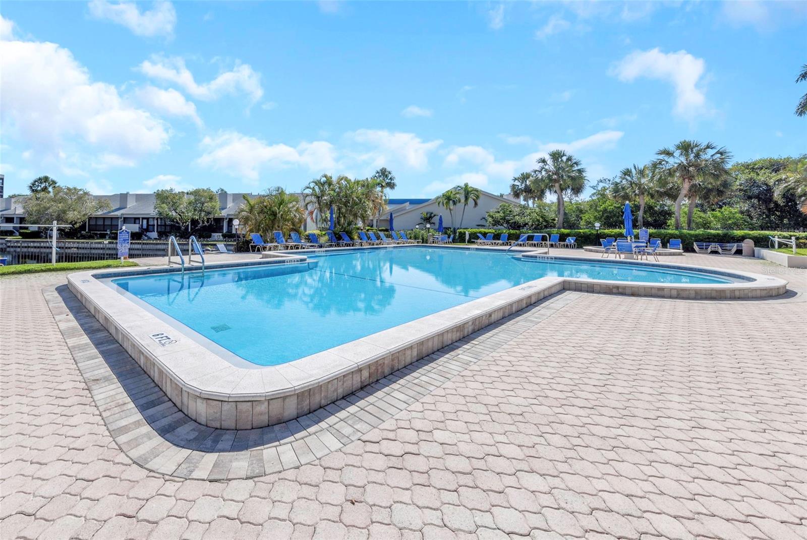 PASADENA COVE CONDO - Residential