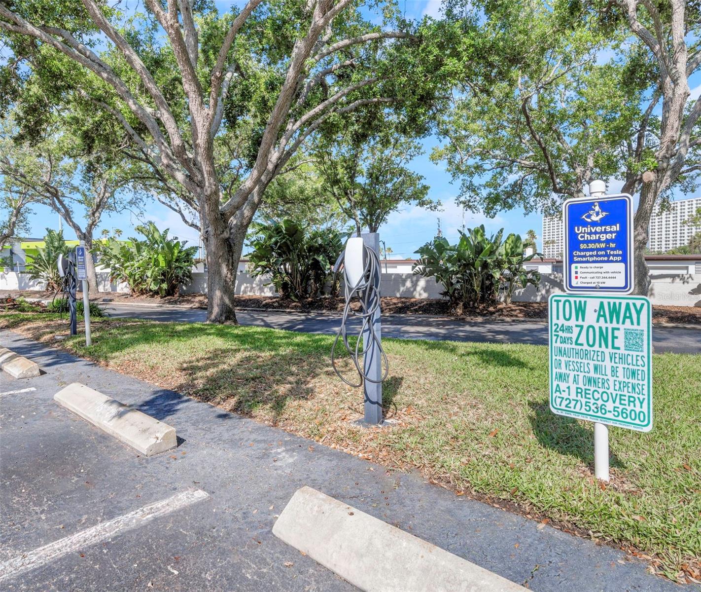 PASADENA COVE CONDO - Residential