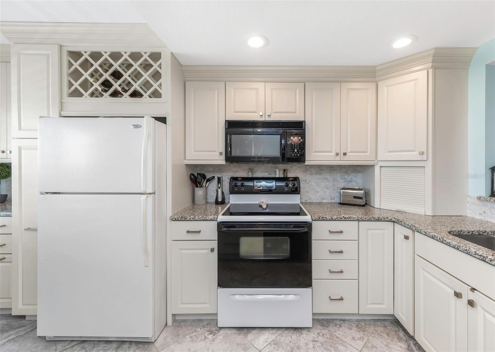 PASADENA COVE CONDO - Residential