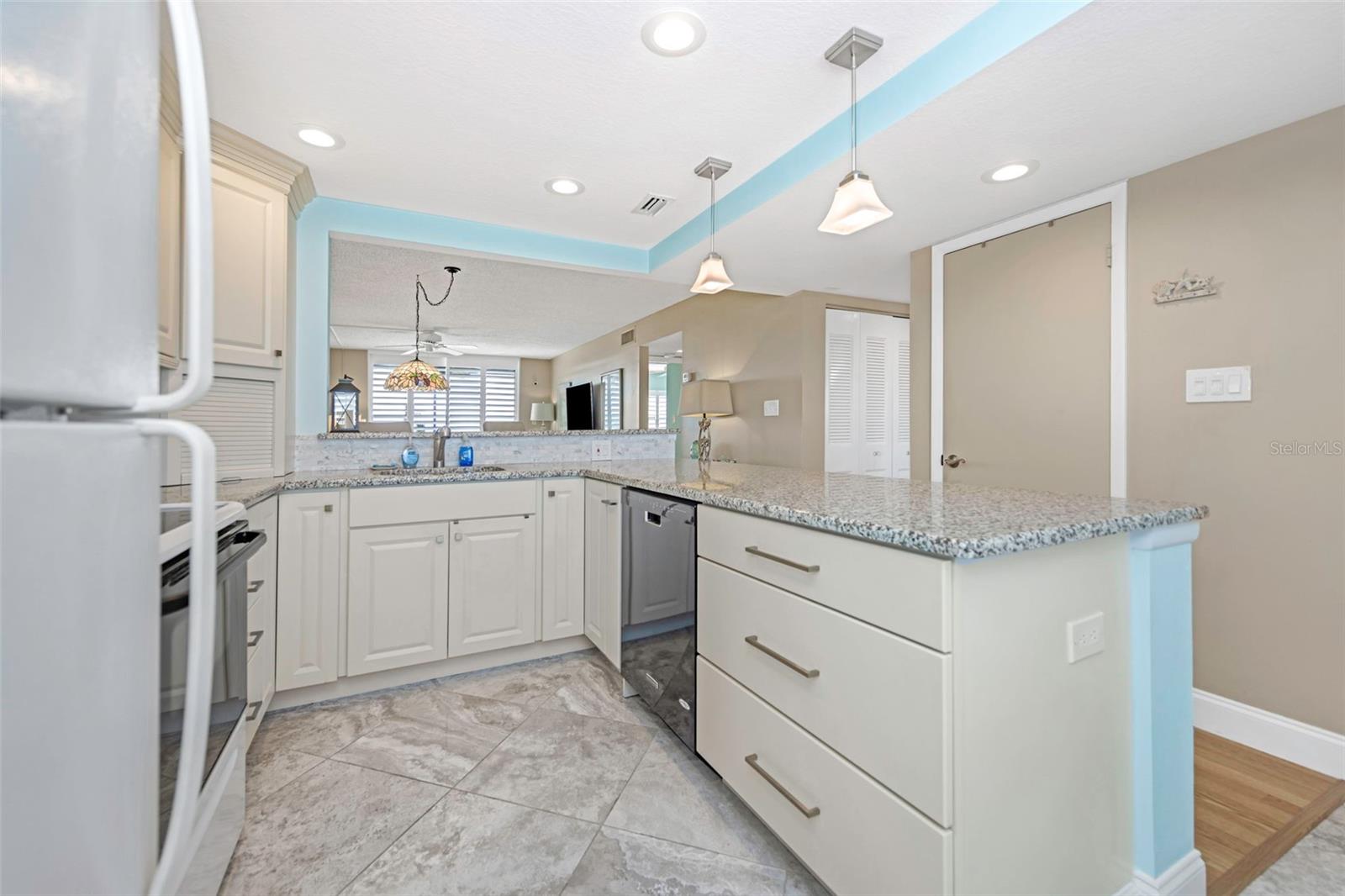 PASADENA COVE CONDO - Residential