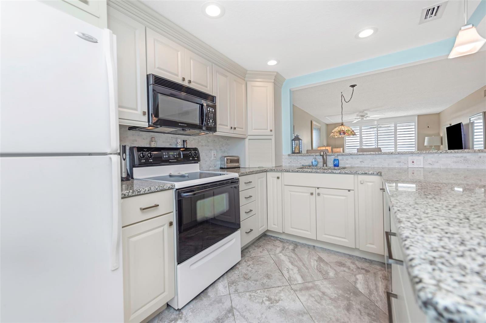 PASADENA COVE CONDO - Residential