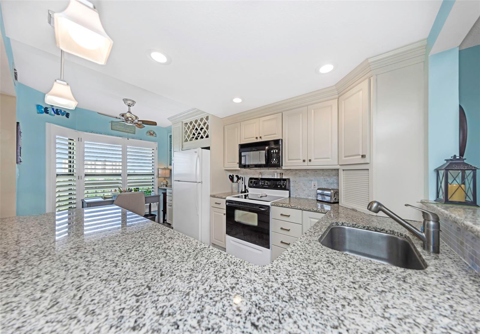 PASADENA COVE CONDO - Residential